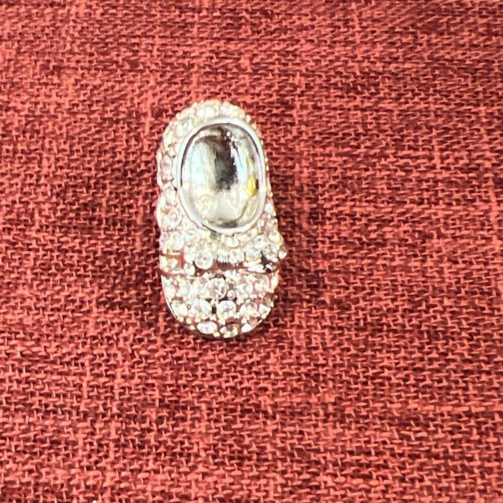 NEW Baby Shoe Silver Bow Clear Rhinestones Brooch Pin Tack